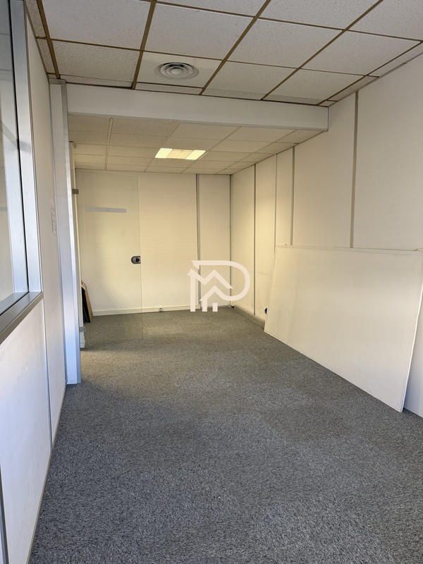 Bureau - 150 m²