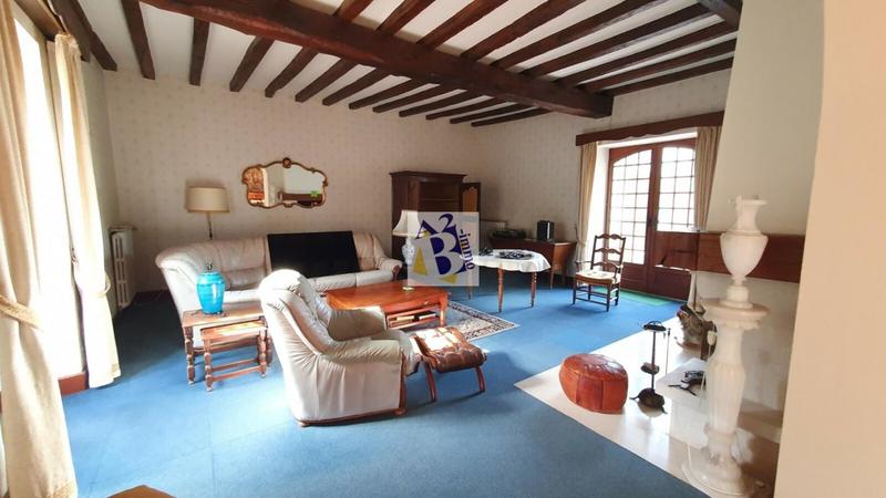 Maison - 221 m² - 9 pièces