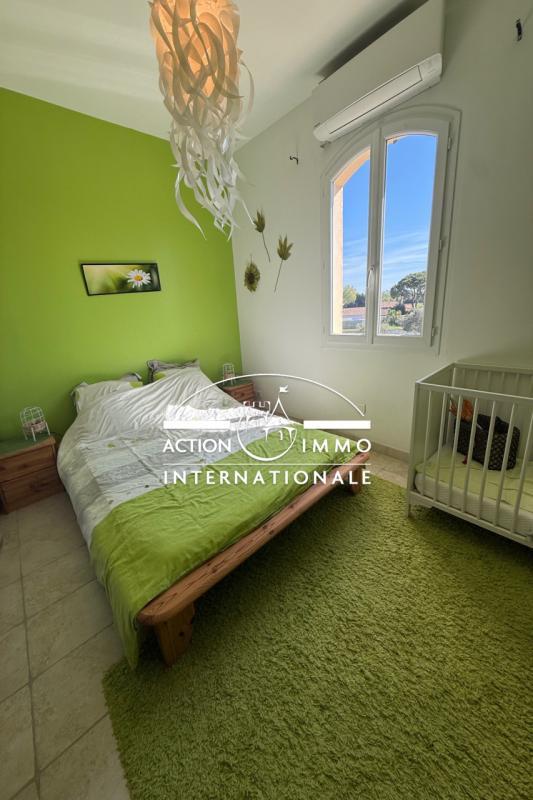 Propriété - 190 m² - 6 pièces