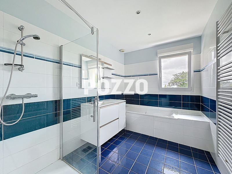 Maison - 87 m² - 4 pièces