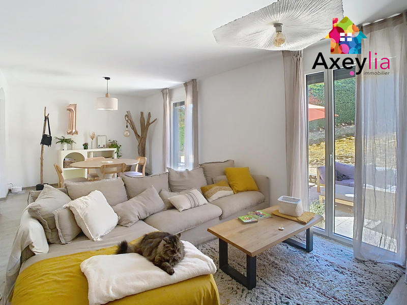 Maison - 111 m² - 6 pièces