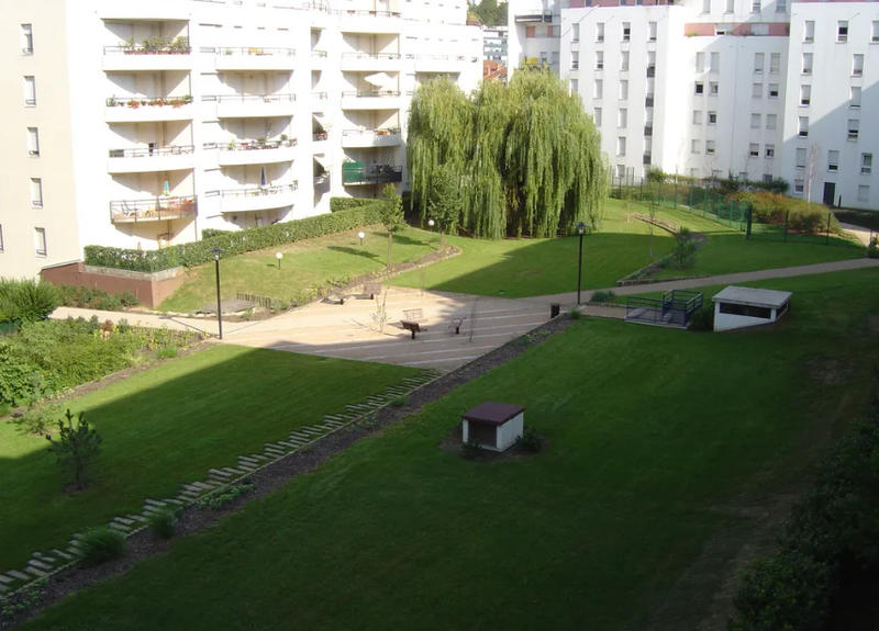 Appartement - 82 m² - 4 pièces