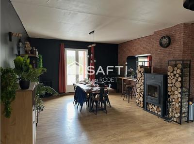 Maison - 246 m² - 6 pièces