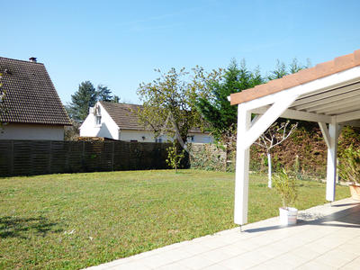 Maison - 181 m² - 6 pièces