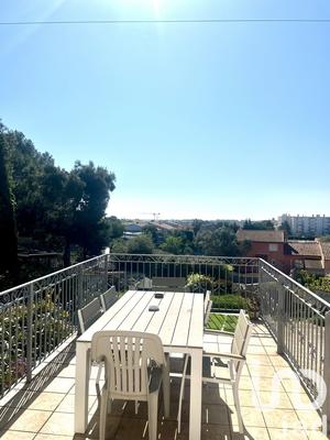 Maison - 165 m² - 5 pièces