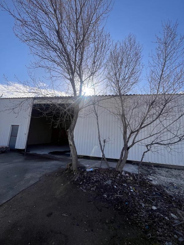 Local commercial - 190 m² - 1 pièce