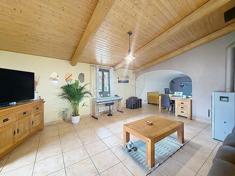 Maison - 142 m² - 7 pièces