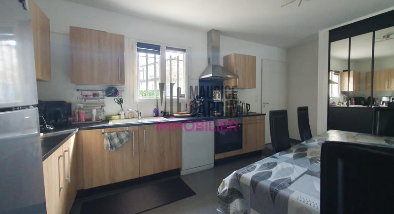 Maison - 80 m² - 4 pièces