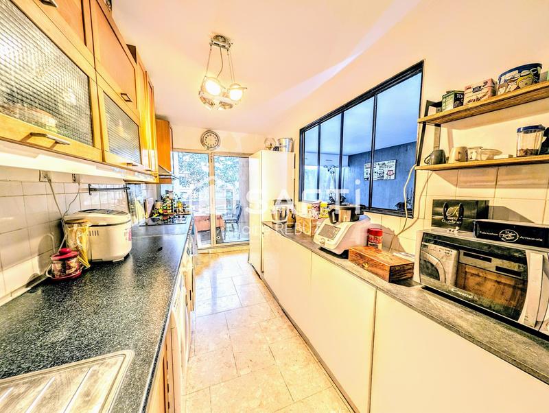 Appartement - 81 m² - 4 pièces