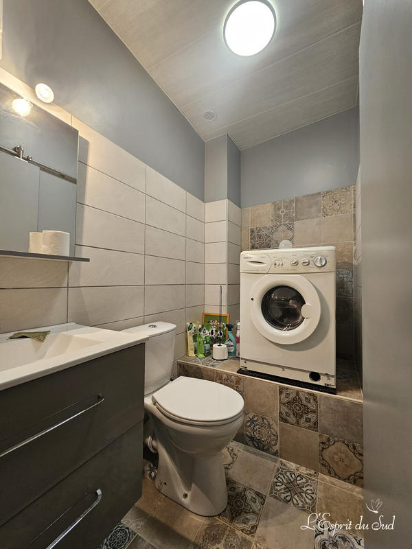 Maison - 230 m² - 7 pièces