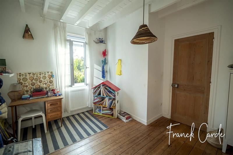 Maison - 94 m² - 4 pièces
