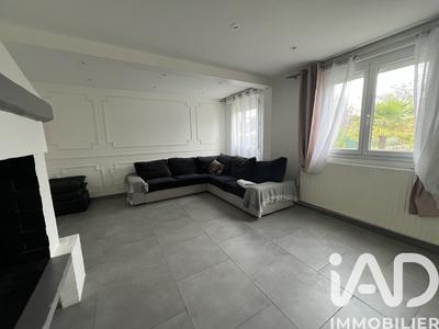 Maison - 180 m² - 8 pièces