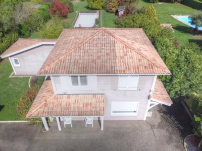 Maison - 144 m² - 5 pièces