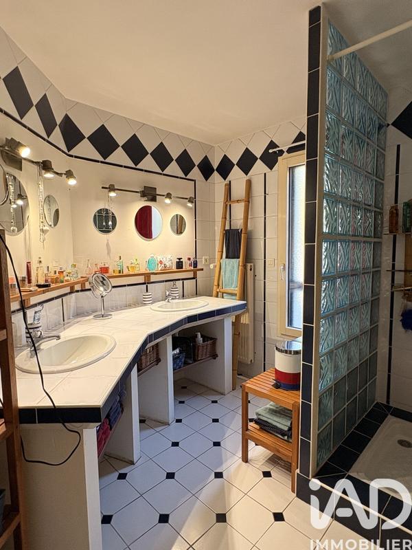 Maison - 156 m² - 6 pièces