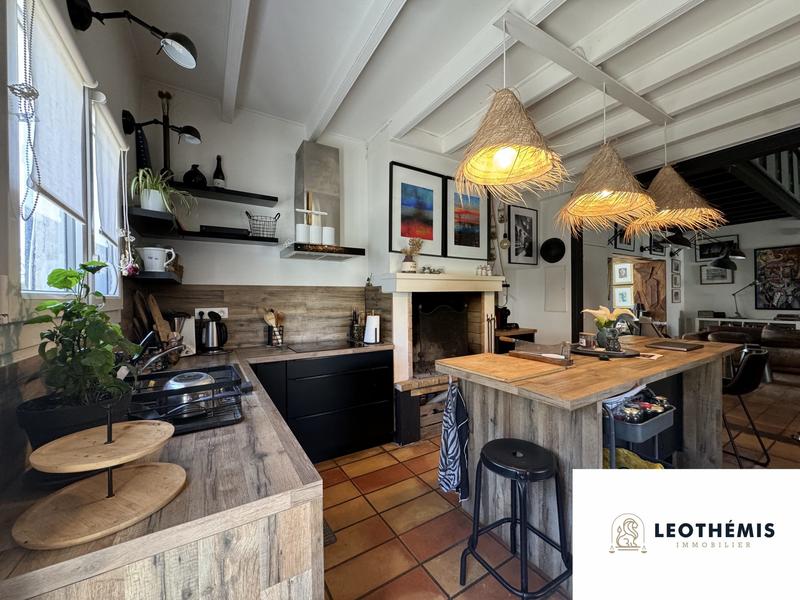 Maison - 184 m² - 5 pièces