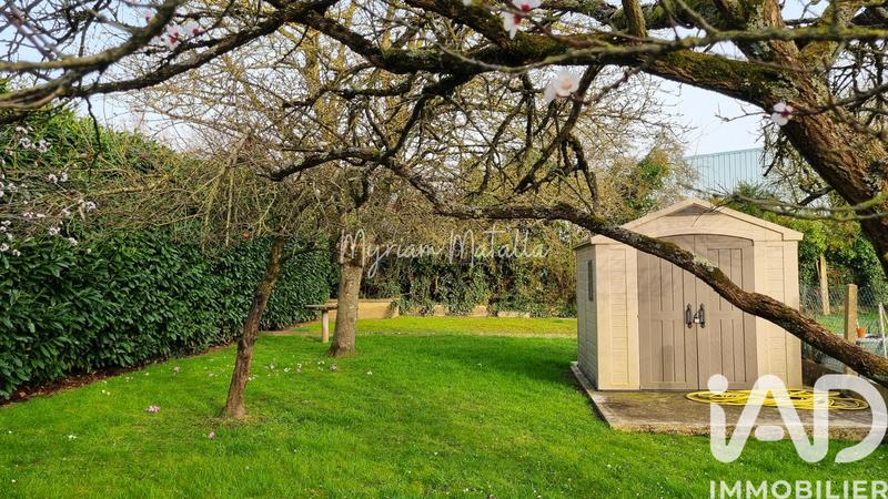 Maison - 220 m² - 8 pièces