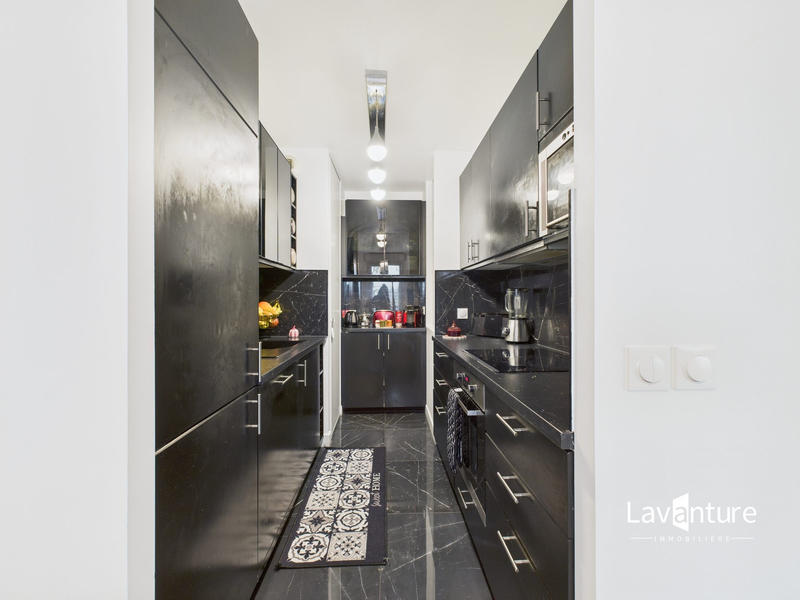 Appartement - 83 m² - 3 pièces