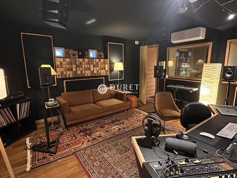 Maison contemporaine - 204 m² - 7 pièces