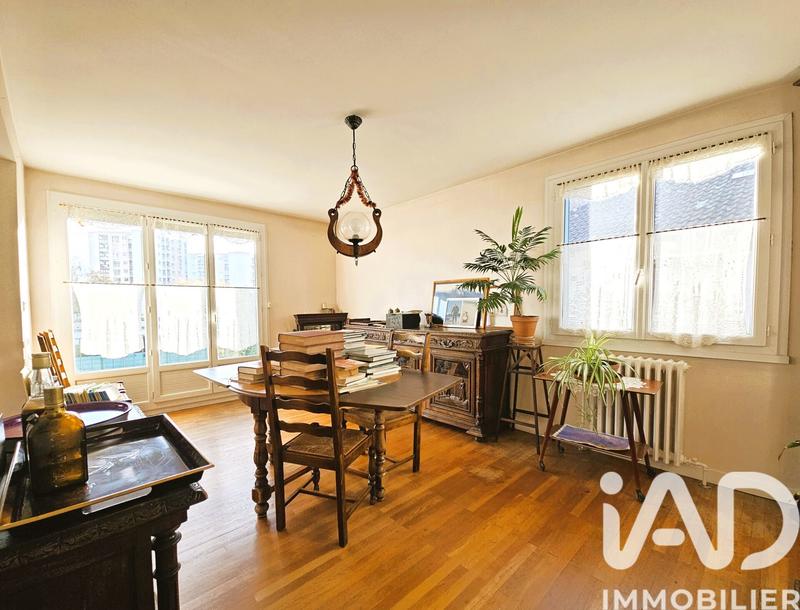 Maison - 177 m² - 7 pièces