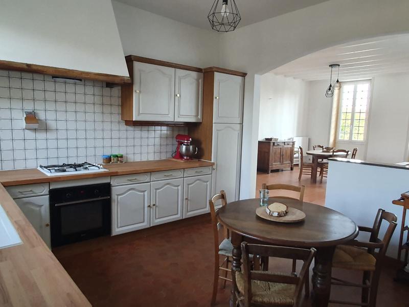 Maison - 245 m² - 7 pièces