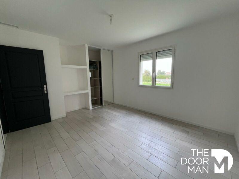 Maison - 202 m² - 10 pièces