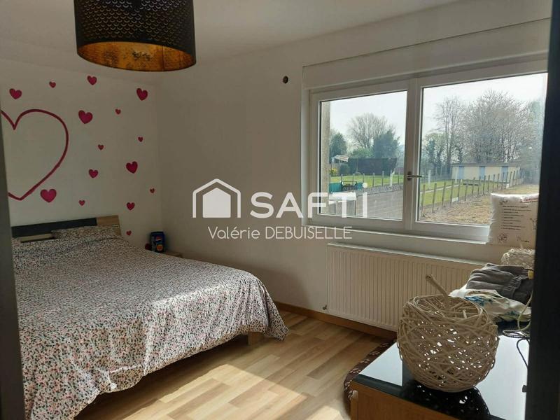 Maison - 90 m² - 5 pièces