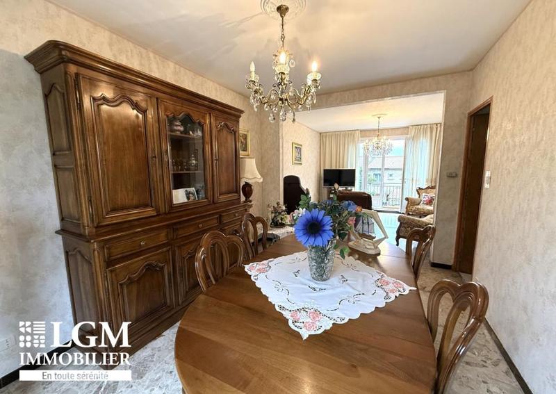 Maison - 104 m² - 4 pièces