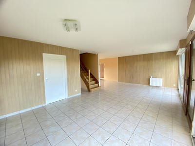 Maison - 111 m² - 5 pièces