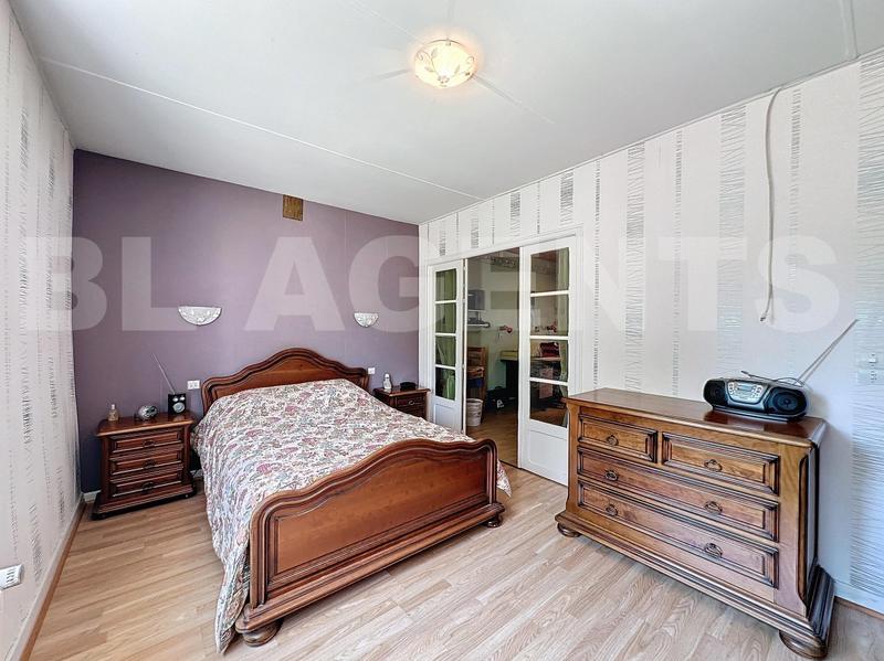 Maison de village - 284 m² - 13 pièces