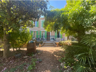 Maison ancienne - 200 m² - 7 pièces