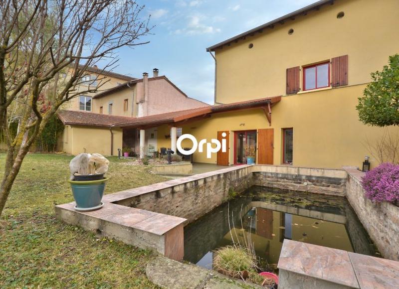 Maison - 180 m² - 5 pièces