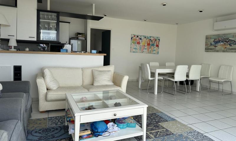 Maison - 92 m² - 6 pièces