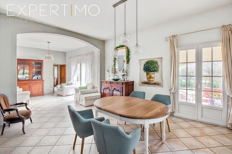 Bastide - 210 m² - 6 pièces