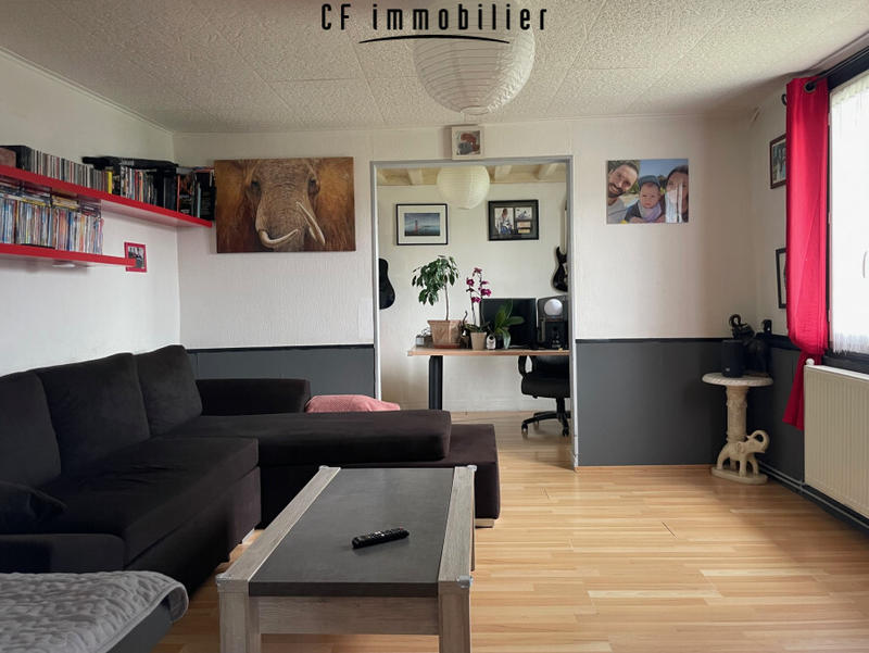 Maison - 96 m² - 6 pièces