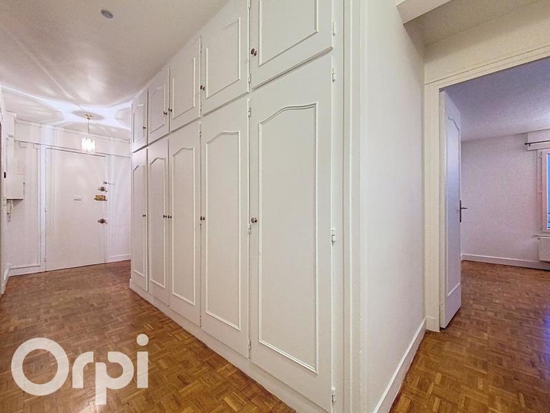 Appartement - 79 m² - 4 pièces