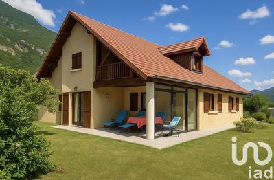 Maison - 160 m² - 6 pièces