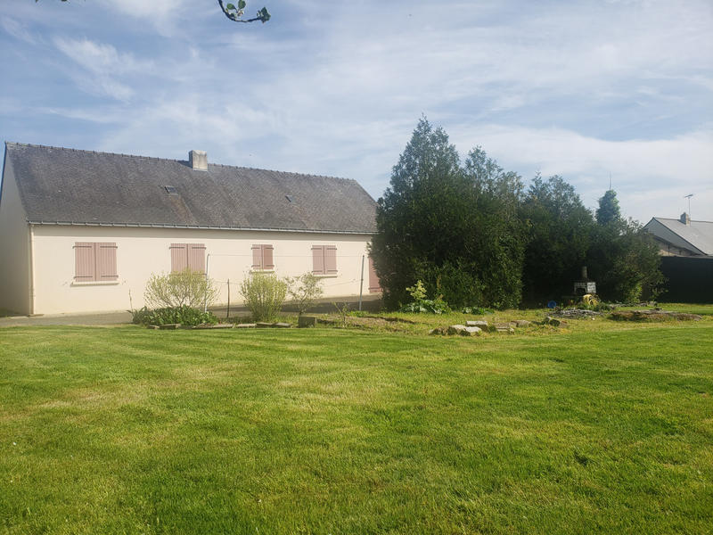 Maison - 95 m² - 5 pièces