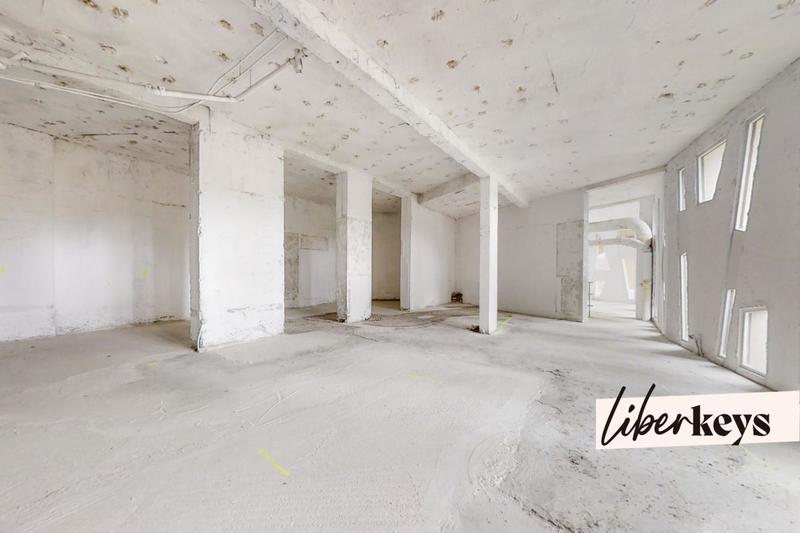 Maison - 232 m² - 1 pièce