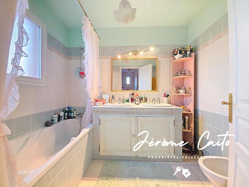 Maison - 103 m² - 4 pièces