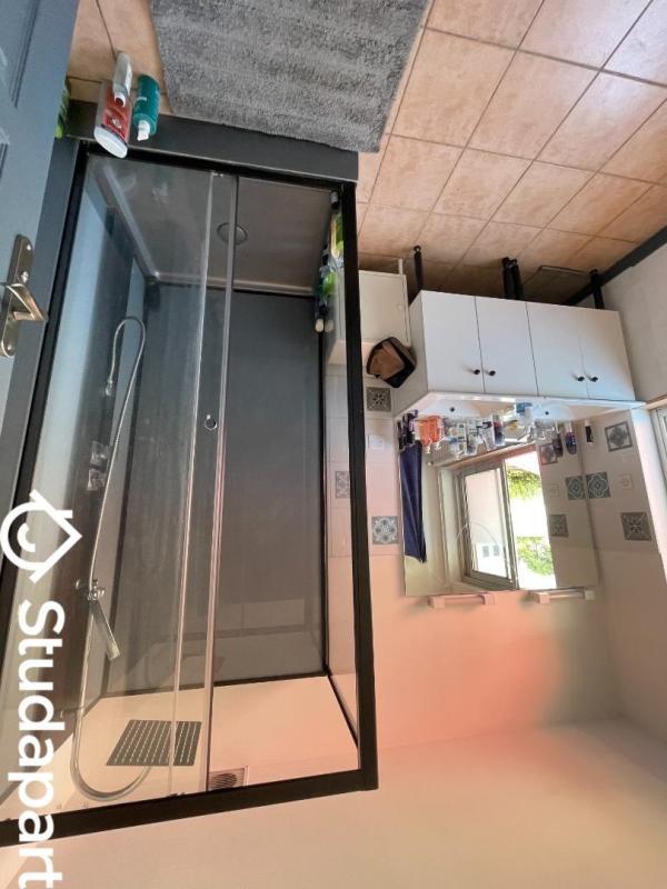 Chambre - 96 m² - 1 pièce