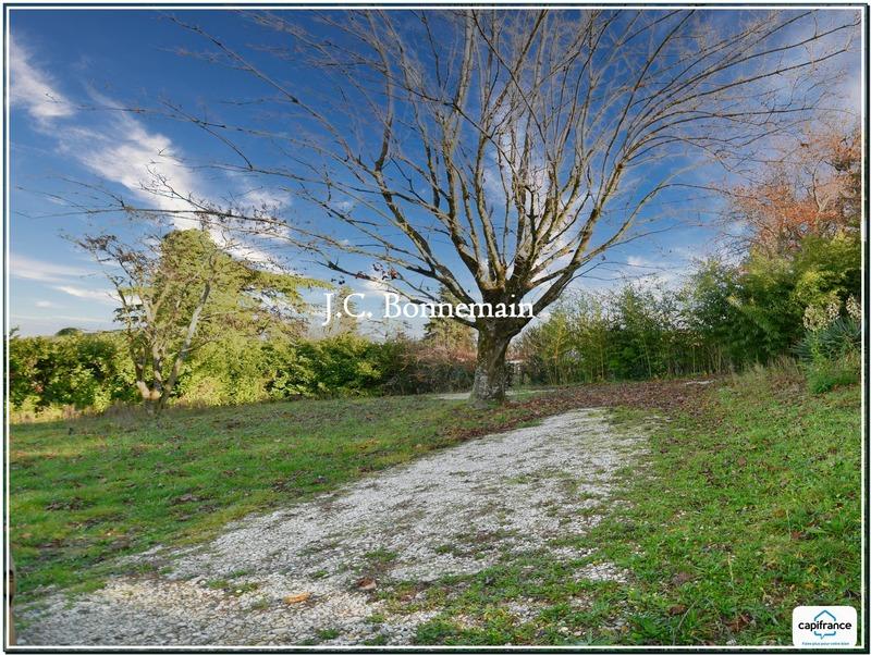 Terrain constructible - 545 m²