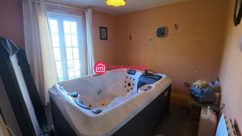 Maison - 165 m² - 11 pièces