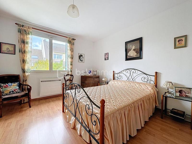 Maison - 120 m² - 3 pièces