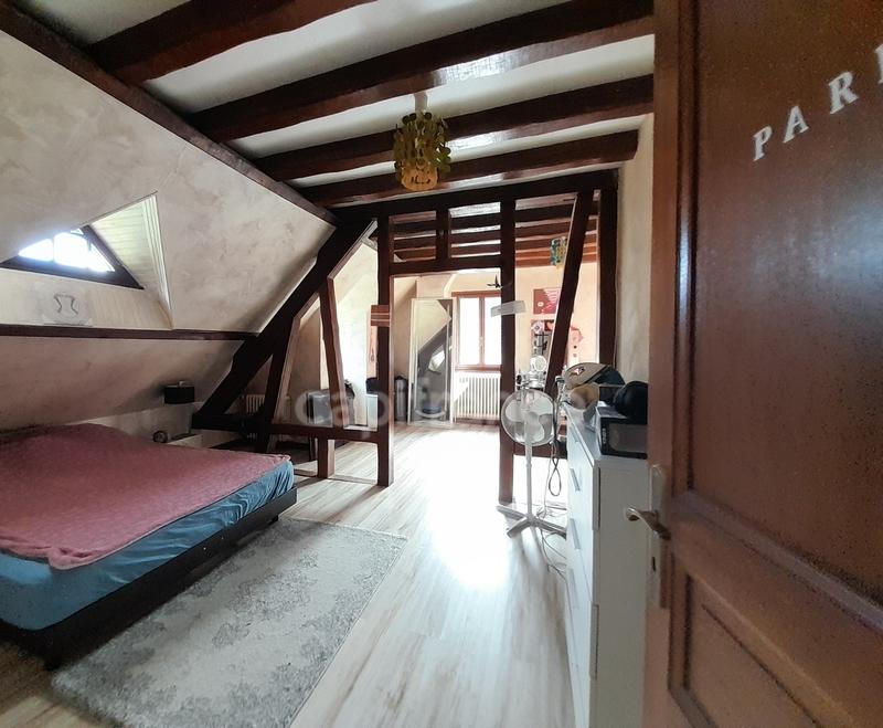 Maison - 174 m² - 6 pièces