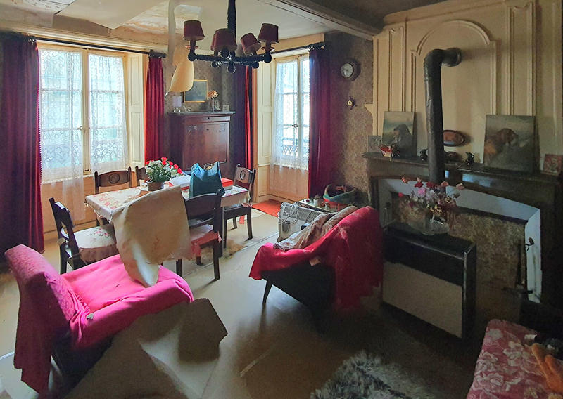 Maison - 253 m² - 9 pièces