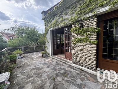 Maison - 115 m² - 6 pièces