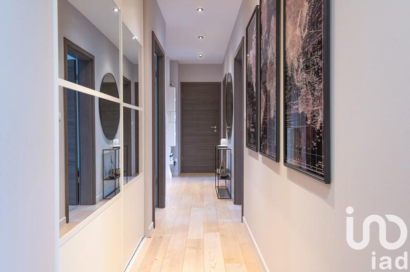 Appartement - 98 m² - 5 pièces