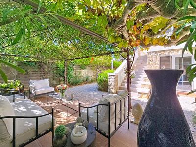 Villa - 172 m² - 6 pièces