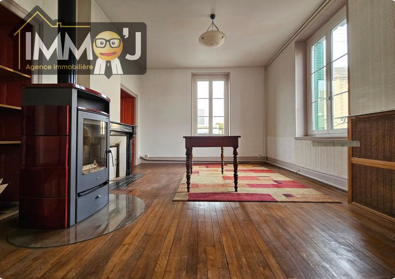 Maison - 187 m² - 7 pièces
