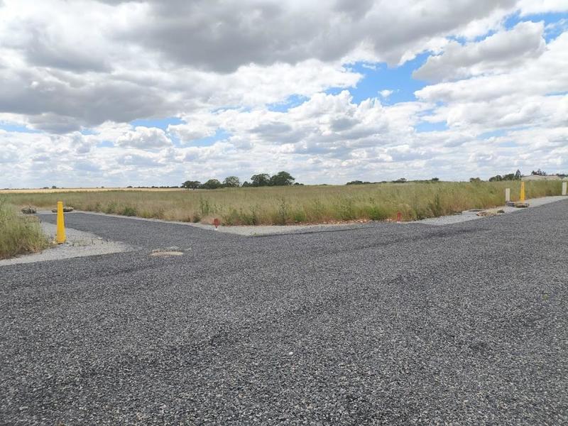 Terrain constructible - 666 m²